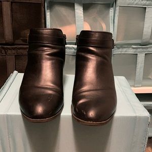 Faux leather black ankle boots